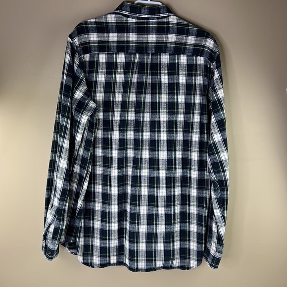 L.L. Bean green plaid flannel button down shirt - Picture 2 of 6